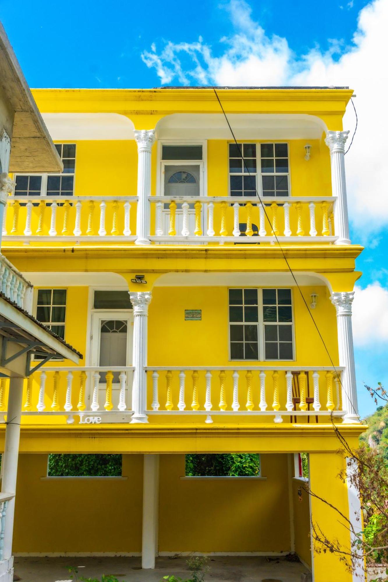 Rainbow Heights Apartment, Soufriere Dış mekan fotoğraf