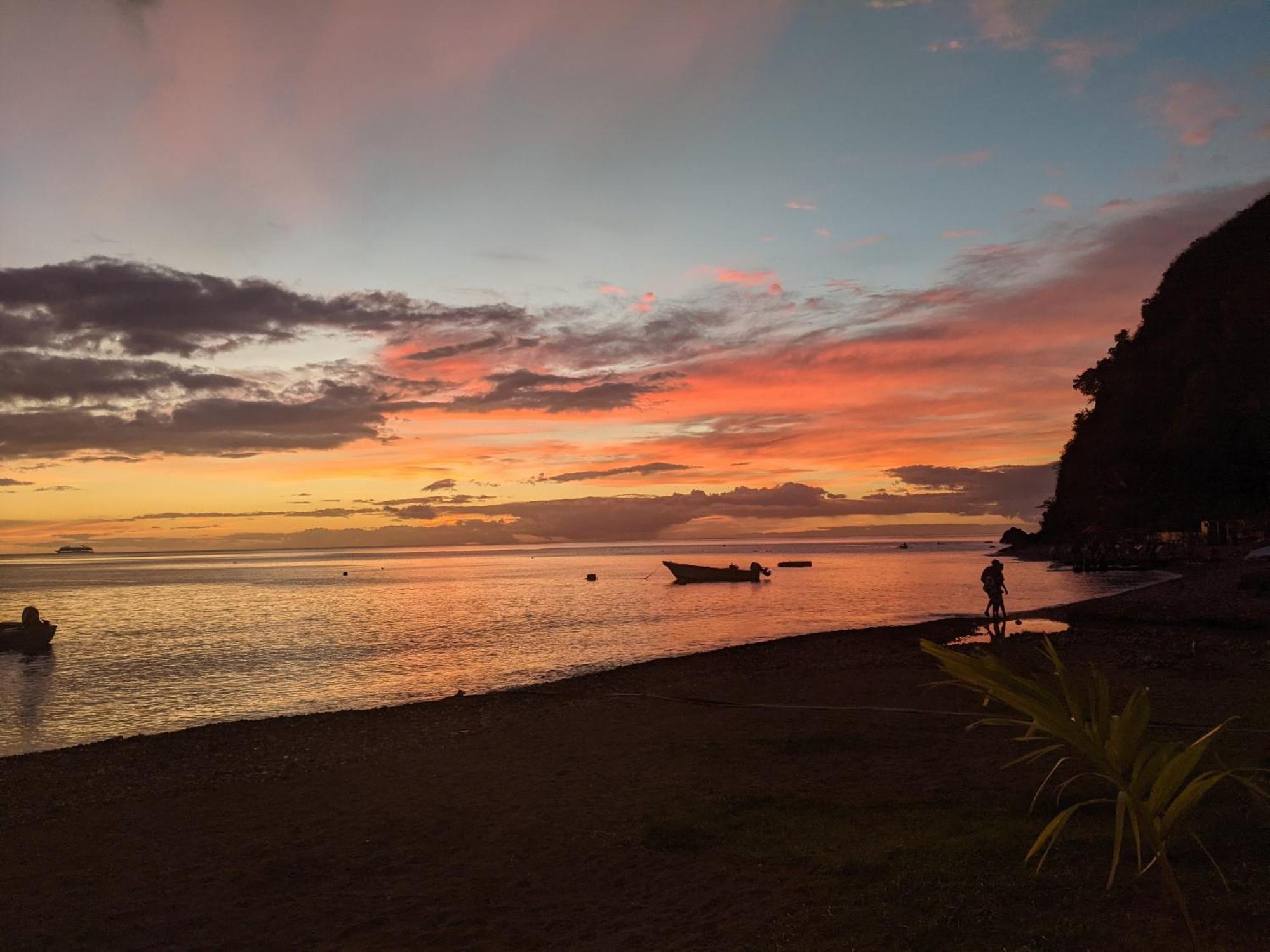 Rainbow Heights Apartment, Soufriere Dış mekan fotoğraf